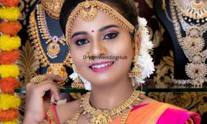 LN Artistry Unisex Salon and Makeup